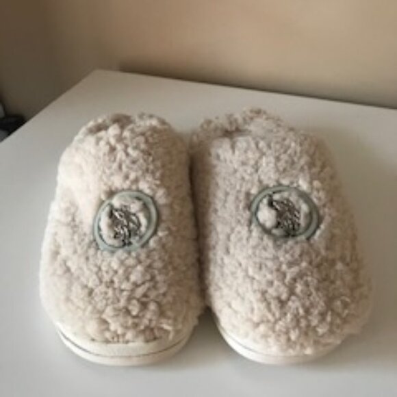 BNWOT - Polo Slippers - Picture 1 of 2